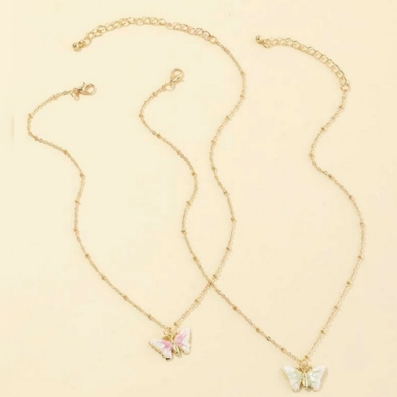 2pcs Butterfly charm necklaces - Picture 2 of 3